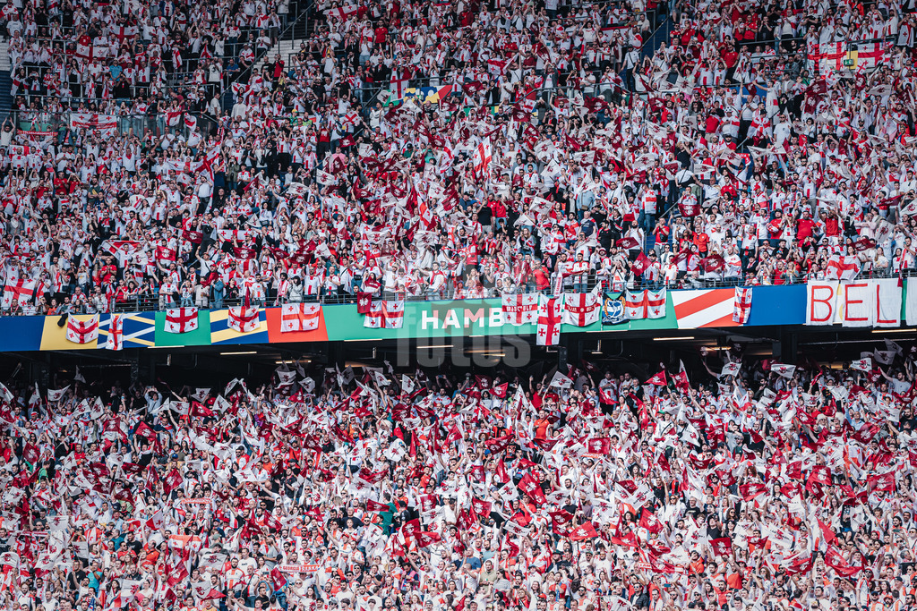 Fußball | Herren | UEFA-Fußball-Europameisterschaft 2024 | Gruppe B | Kroatien vs. Albanien | 19.06.2024 | Das Stadion in Hamburg voll mit Fans aus Georgien