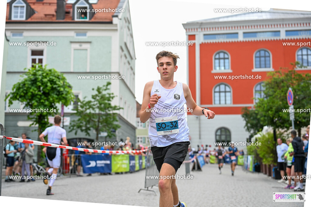 SZI_6042 | Stadttriathlon Erding 2025. #yourpictrs #sportshot_your_pictrs @Sportshotphotography #stadttriathlonerding Copyright: www.sportshot.de