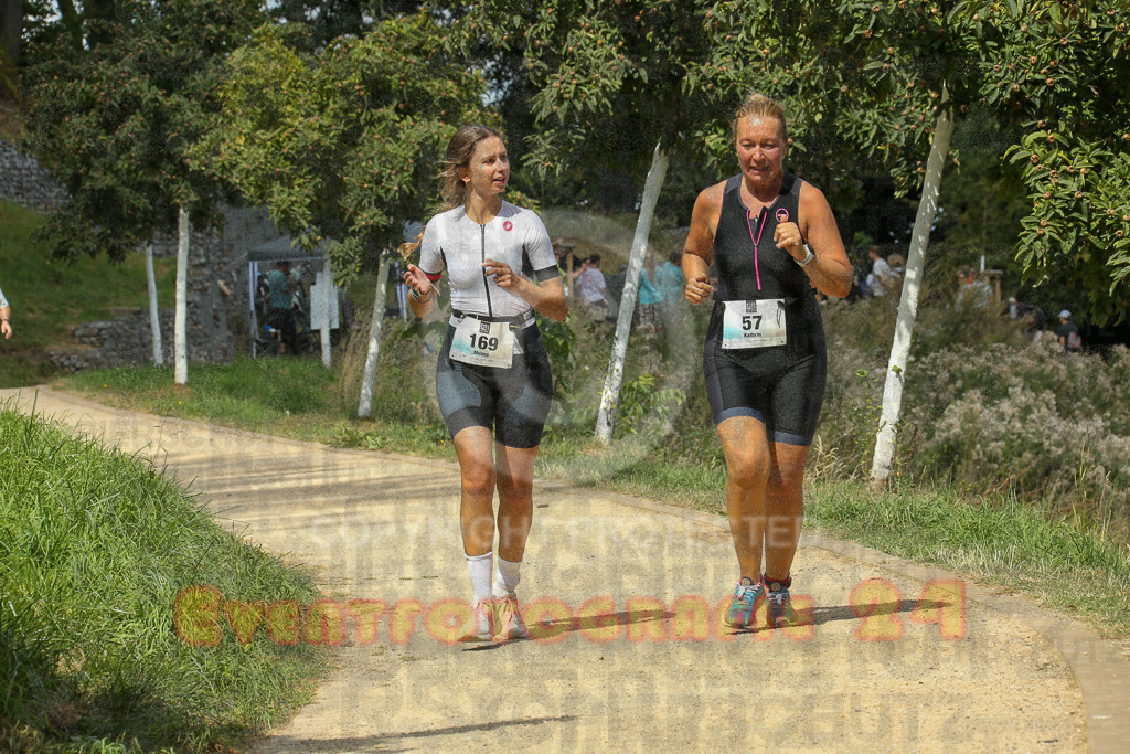 250824_1252_EX1_0786 | Sportfotografie im Rhein-Sieg Kreis, Köln, Bonn, NRW, Rheinland Pfalz, Hessen, etc. Unser Tätigkeitsfeld umfasst den Laufsport vom Volkslauf über den Marathon, Duathlon, Triathon bis zum Ultralauf wie Kölnpfad Ultra oder Schindertrail.
