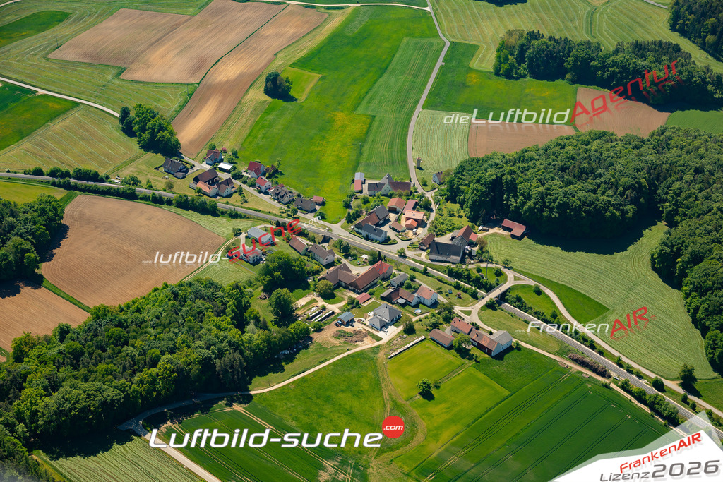 Luftaufnahme von Fromberg Neukirchen bei Sulzbach-Rosenberg Bild- Das Luftbild wurde 2025 vom UL-Flugzeug heraus erstellt ( keine Drohne ) - Hochauflösende Luftaufnahme -Nicht vergleichbar mit Google Maps oder Satelittenbilder- Die Geschenkidee !Mit Lizenz und Bildrechte bestellbar