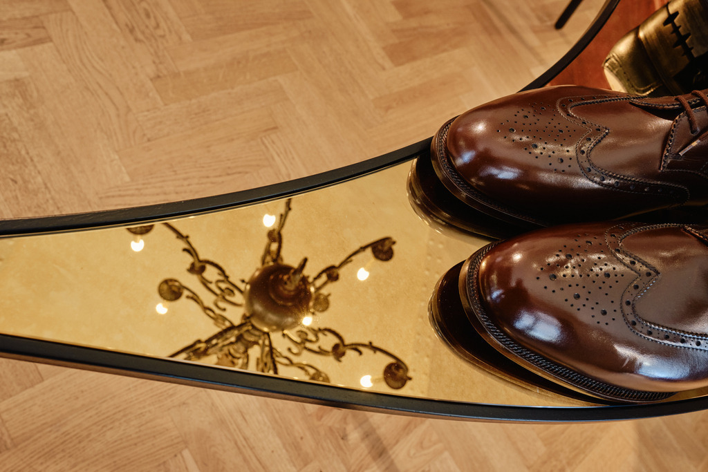 Scheer Maßschuhe | WIen, Austria - May 09, 2025; Scheer Maßschuhe in der Bräunerstrasse, Wien. - Realisiert mit Pictrs.com