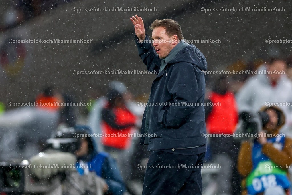 DFB30032600036 | 30.03.2026, Fußball, Länderspiel, Deutschland - Ghana, MHP-Arena (Stuttgart), Saison 2025 2026: Nationaltrainer Julian Nagelsmann (GER #hc) gestikulierend am Spielfeldrand   DFB regulations prohibit any use of photographs as image sequences and or quasi-video.