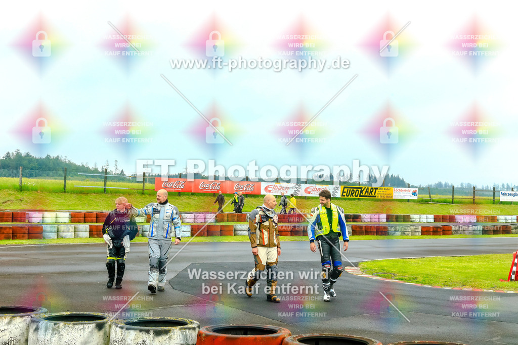 OBK-5990 | Hier findet Ihr Bilder von Touristenfahrten auf der Nürburgring Nordschleife oder von anderen Veranstaltungen die ich besucht habe. Viel Spass beim Durch Schauen 