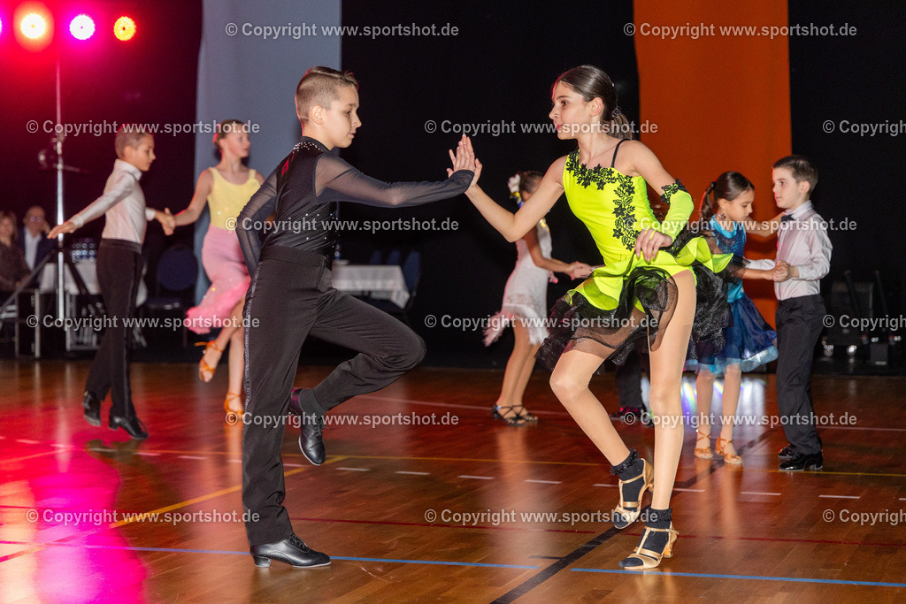 AR6_9728 | Rund um das Thema Sport-Event-Fotografie & individuelle Teilnehmerfotos. Jeder Teilnehmer wird fotografiert.
