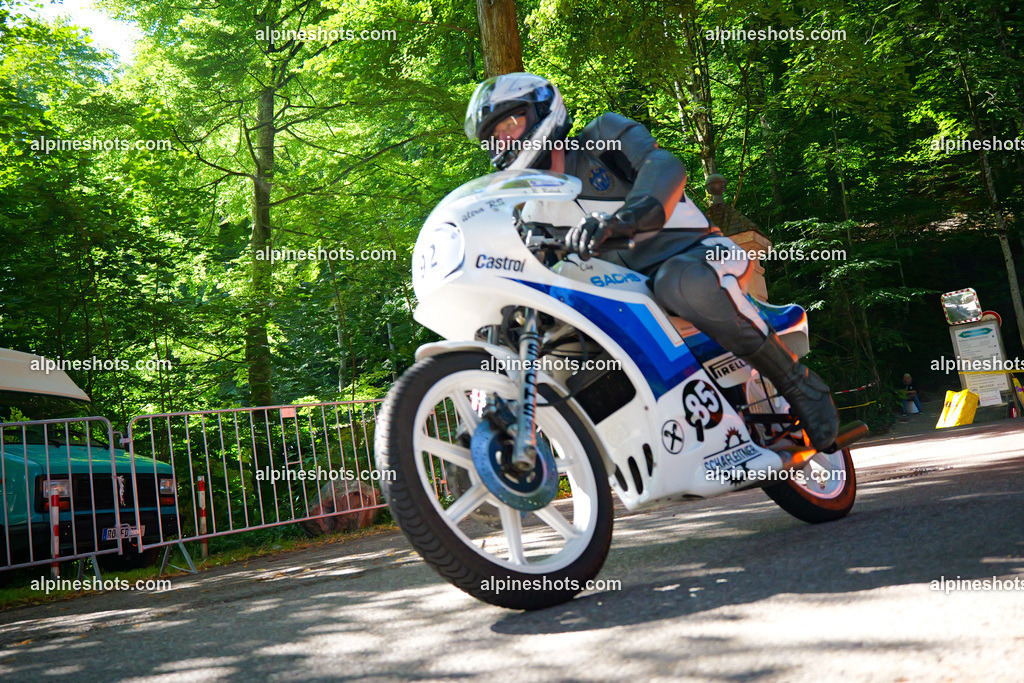 P1026022 | Erleben Sie atemberaubende, hochqualitative Fotos Ihrer Fahrt entlang der malerischen Alpenstraßen. Besuchen Sie alpineshots.com, um professionelle Aufnahmen Ihrer unvergesslichen Reise zu finden und zu kaufen - Realisiert mit Pictrs.com