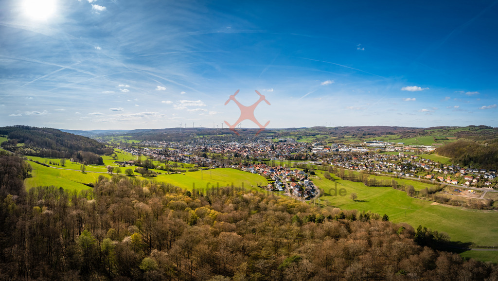 Herolzer Giebel und Huhnfeld 2026 Pano 1 | luftbild-osthessen - Realisiert mit Pictrs.com