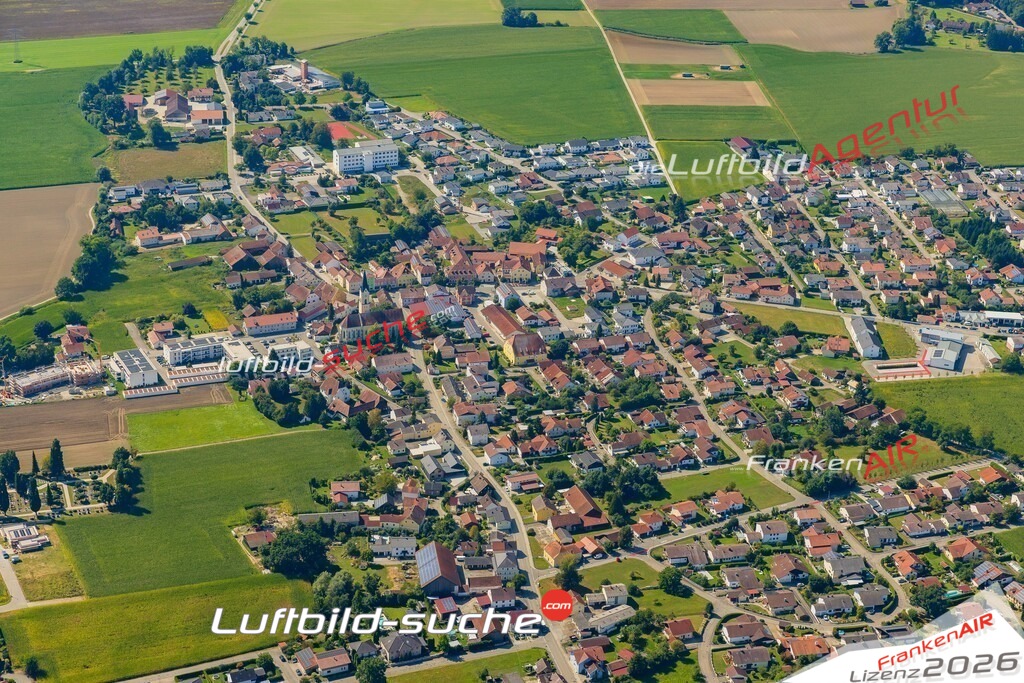 Geschenkidee Hartkirchen bei Pocking -Die Luftbildaufnahme wurde 2025 vom UL-Flugzeug heraus erstellt ( keine Drohne ) - Hochauflösende Luftaufnahme -Nicht vergleichbar mit Google Maps oder Satelittenbilder- Die Geschenkidee !Mit Lizenz und Bildrechte bestellbar