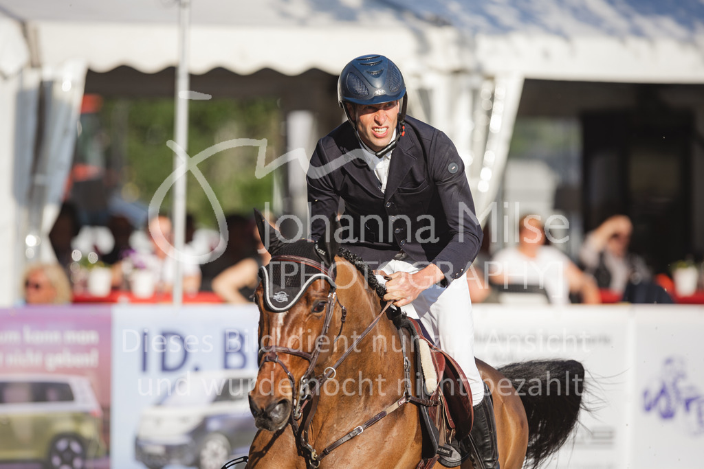 CSI2* - Internationale Springprüfung mit Siegerrunde (1,45 m)  Große / Big Tour | CSI2* - Internationale Springprüfung mit Siegerrunde (1,45 m) 
Große / Big Tour
