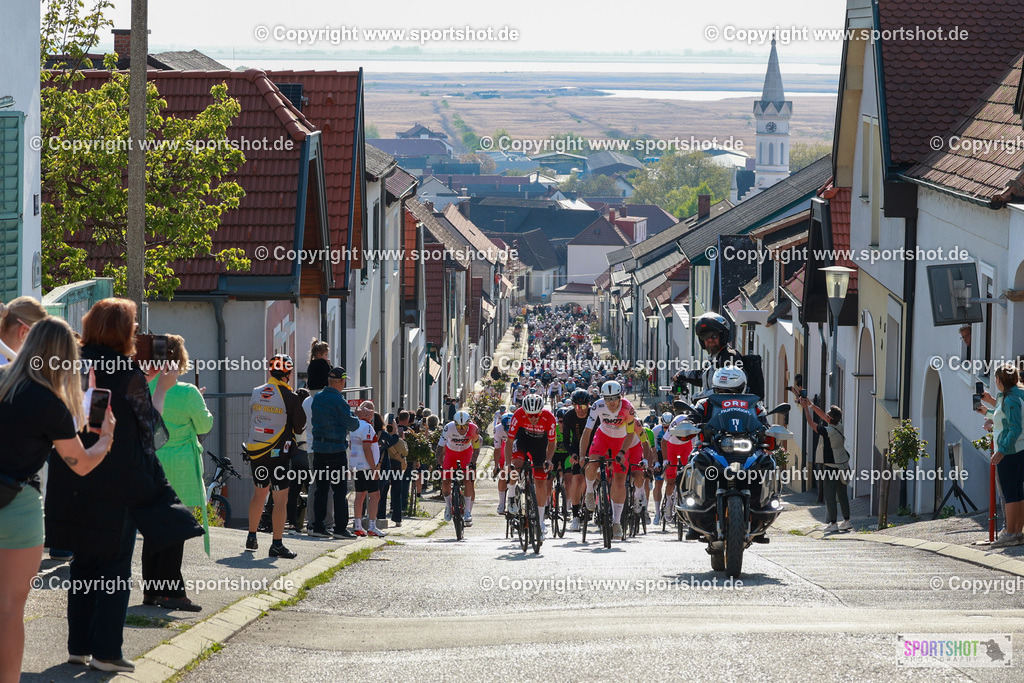 076_AR6_8509 | Neusiedlersee Radmarathon 2026@sportshot_your_pictrs #yourpictures#roadtowm2029 #nrm #neusiedlerseeradmarathon #neusiedlersee #neusiedlerseetourismus #burgenland #mörbisch #nrm26 #burgenlandtourismus #voglundco #poweredbyburgenlandtourismus #radsport #rad #marathon #ucigranfondo #visitburgenland #ucigranfondoworldseries