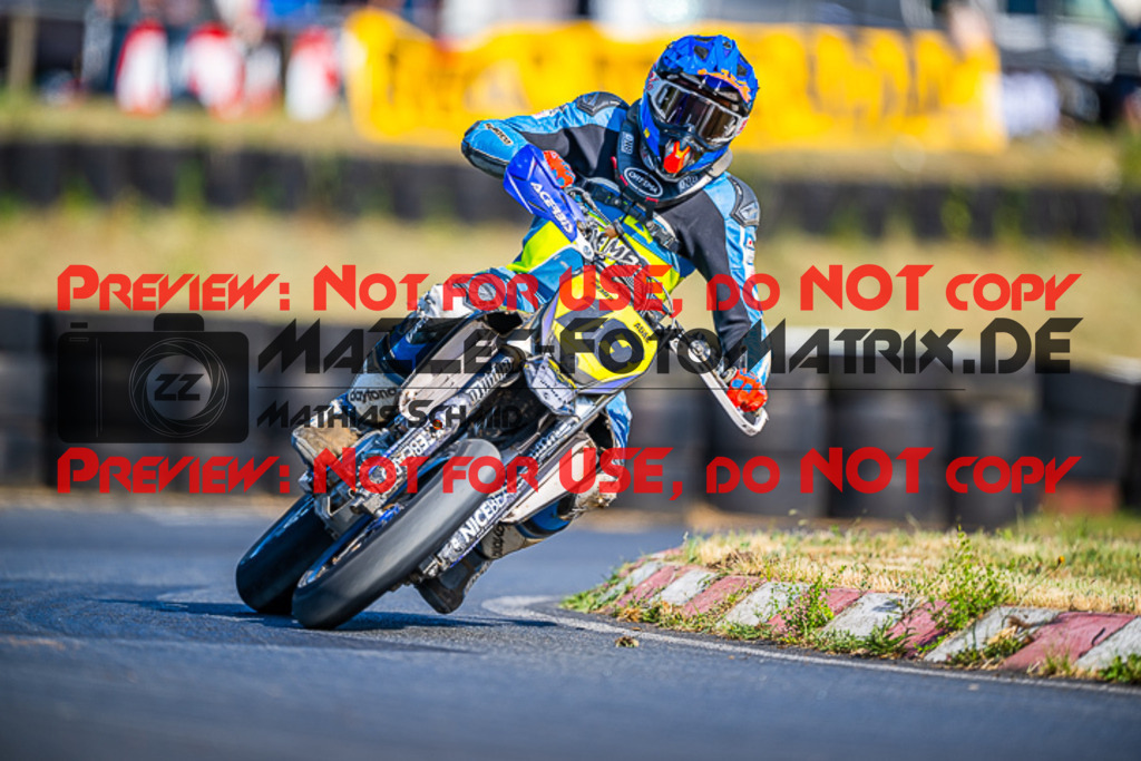 MaZZes_FotoMatrix_220529_5424 | Fotograf Mathias Schmid
Sportfotograf,
Eventfotograf,
Hochzeitsfotograf,
Portraitfotograf