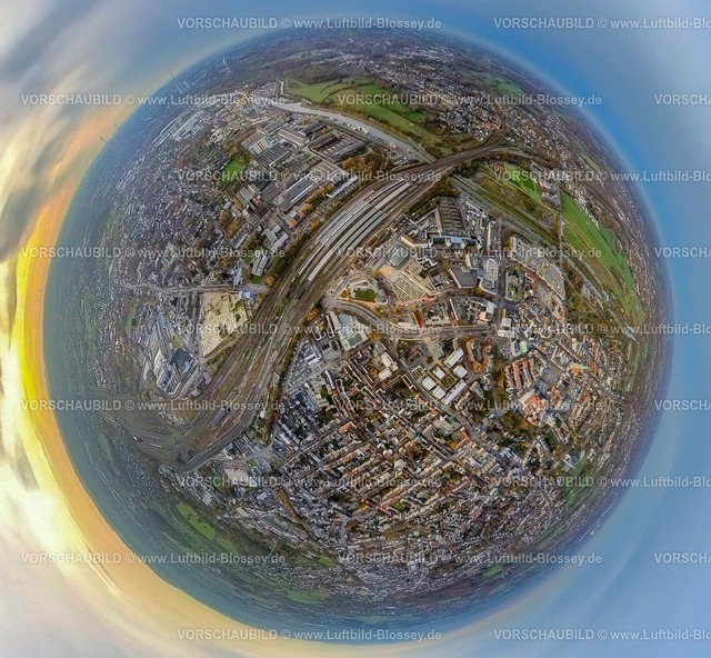Hamm231190330Bahnhofsviertel | Luftbild, Innenstadt City-Ansicht mit dem Hauptbahnhof Hbf und Allee-Center am Fluss Lippe und Datteln-Hamm-Kanal, Hafengebiet an der Hafenstraße, umgeben von herbstlichen Laubbäumen, Erdkugel, Fisheye Aufnahme, Fischaugen Aufnahme, 360 Grad Aufnahme, tiny world, little planet, fisheye Bild, Mitte, Hamm, Ruhrgebiet, Nordrhein-Westfalen, Deutschland