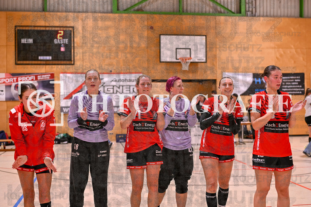 GER, SG Maulburg/Steinen - HSG Dreiland, Frauen-Handball, Oberliga Suedbaden, 3. Spieltag, Saison 2024/2025, 12.10.2024 | Davina Schmidt (SG Maulburg/Steinen, #17), Zoe Zscherper (SG Maulburg/Steinen, #18), Sabrina Gruber (SG Maulburg/Steinen, #71), Stefanie Kovacic (SG Maulburg/Steinen, #42), Maike Hartmann (SG Maulburg/Steinen, #22), Elisa Geiss (SG Maulburg/Steinen, #19)GER, SG Maulburg/Steinen - HSG Dreiland, Frauen-Handball, Oberliga Suedbaden, 3. Spieltag, Saison 2024/2025, 12.10.2024Foto: TH Fotografie/Thomas Hess