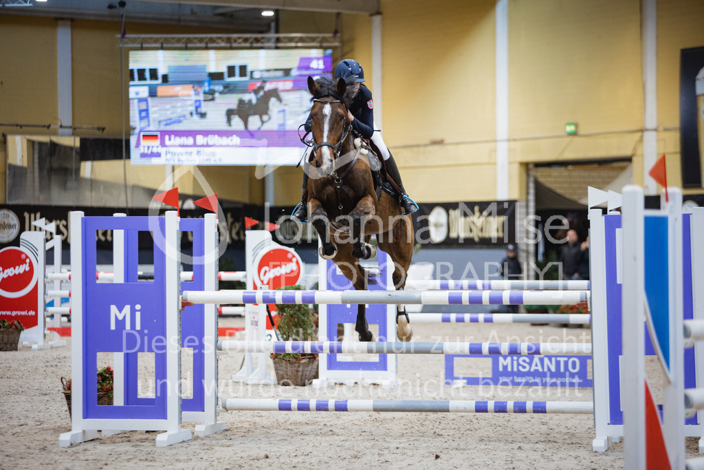 221112_Warstein_L-Spr-217 | Deine schönsten Turniermomente als professionelle Fotos! Entdecke hochwertige Pferdesport-Fotografie im Online-Shop. Jetzt Fotos finden & bestellen!