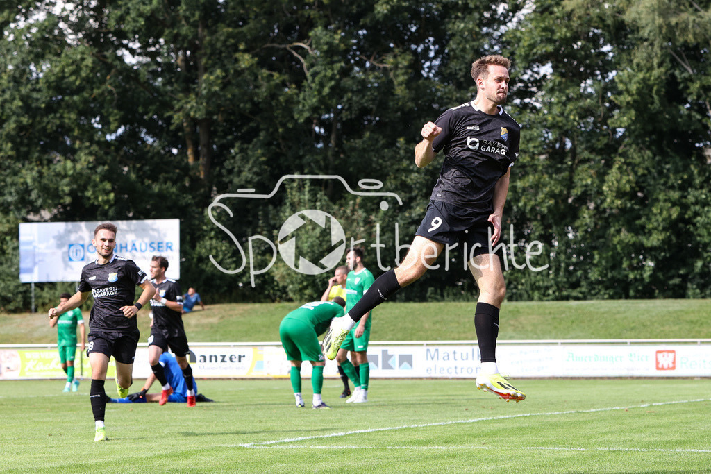 TSV 1861 Nördlingen - FC Pipinsried | Jubel nach dem Treffer zum 1-2 druch Florian GEBERT (FCP #9)