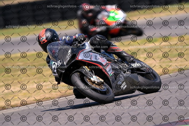 26bt04-1697 | markuskiefer.com - Realisiert mit Pictrs.com