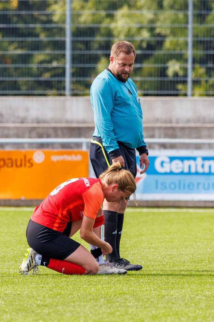 FCHHÜT_251003_4947 | 1.FC Heidenheim 1846 II vs. TSV Hüttlingen, Fußball, Frauen, Bezirkspokal, 2025/2026, 1.Runde, 03.10.2025 in Mergelstetten, Sportplatz 2(Foto: Michael Bulling) - Realisiert mit Pictrs.com