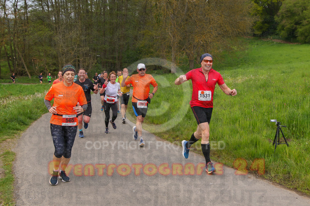 220501_1012_EV8_9925 | Sportfotografie im Rhein-Sieg Kreis, Köln, Bonn, NRW, Rheinland Pfalz, Hessen, etc. Unser Tätigkeitsfeld umfasst den Laufsport vom Volkslauf über den Marathon, Duathlon, Triathon bis zum Ultralauf wie Kölnpfad Ultra oder Schindertrail.