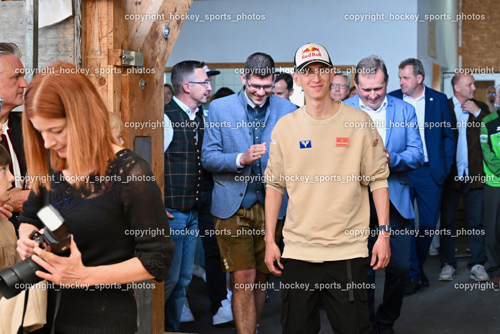 Empfang Daniel Tschofenig | Einzug Daniel Tschofenig, Empfang Daniel Tschofenig, Empfang Daniel Tschofenig am 10.05.2025 in Hohenthurn (Mehrzweckhaus Hohenthuurn), Austria, (Photo by Bernd Stefan)