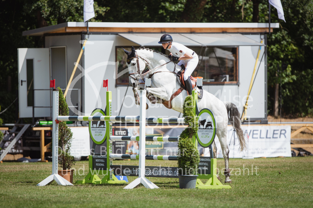 220717_LC_SparkassenTrophy-703 | Deine schönsten Turniermomente als professionelle Fotos! Entdecke hochwertige Pferdesport-Fotografie im Online-Shop. Jetzt Fotos finden & bestellen!