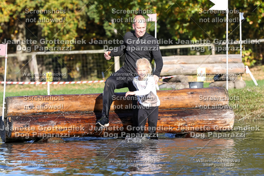 Dog Paparazzi - Strongdog 10-25-8702 | Dog Paparazzi Jeanette Grottendiek Fotografie & Videografie - Realisiert mit Pictrs.com