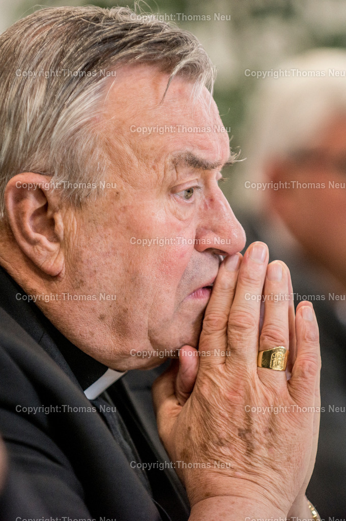 _DSC4807 2 | Bensheim,HGH, Veretragsunterzeichnung mit Karl Kardinal Lehmann,Dr. Peter Kurz Oberbuergermeister Mannheim, Pfarrer Angelo Stiponovich, Alfred Daenzer, Geschaeftsfuehrer Uniklinik Mannheim , Bild: Thomas Neu