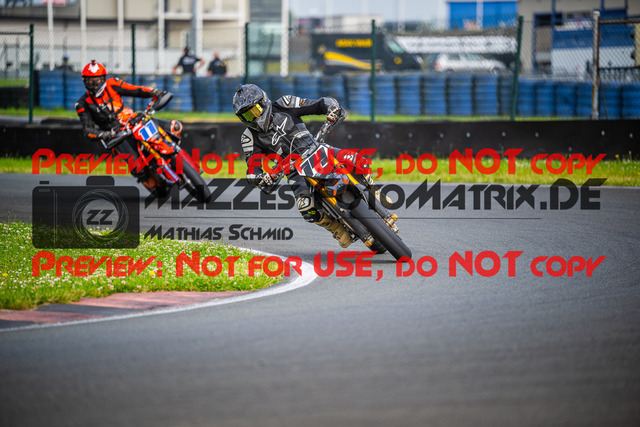 MaZZes_FotoMatrix_240621_6021986_9653 | ROT