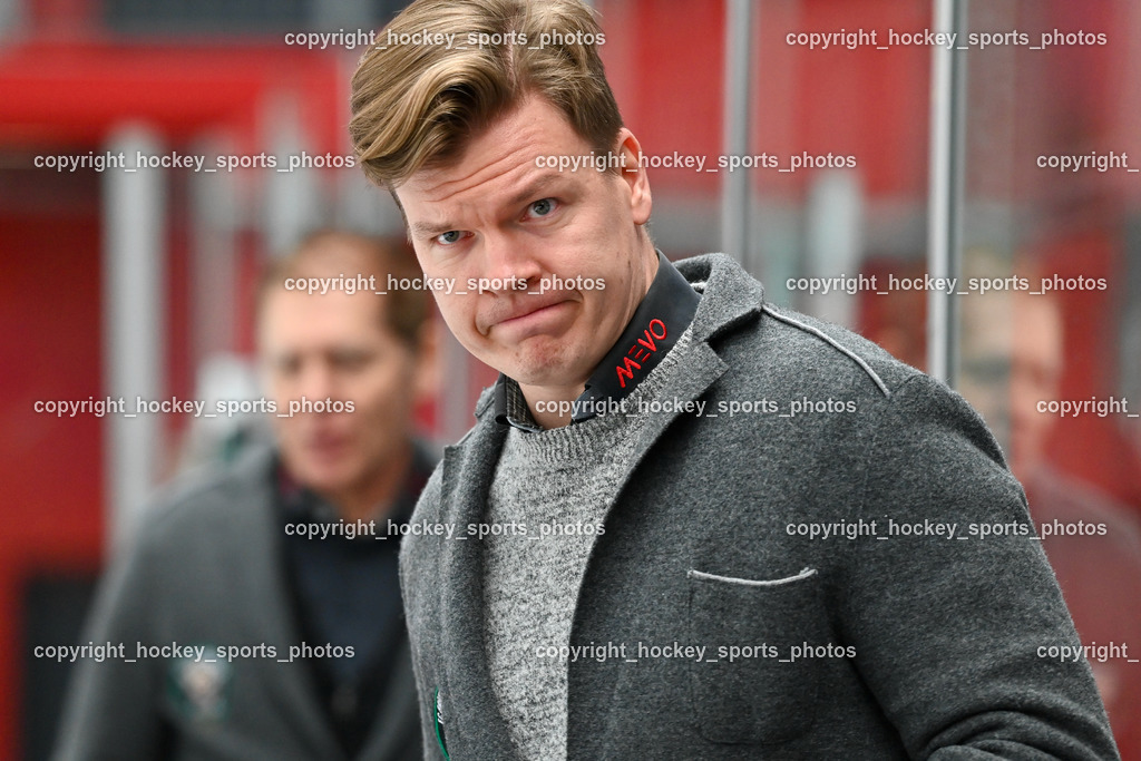 HDD Jesenice vs. EC Bregenzerwald 30.9.2022 | Headcoach EC Bregenzerwald JUURIKKALA Markus