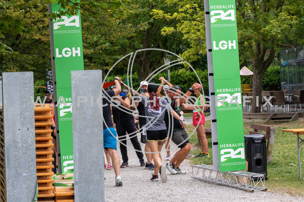 ..... | AUSTRIA, 17.08.24, Gmunden, HERBALIFE 5K Gmunden , Image shows: Photo: WAPICS / Andreas Willdoner