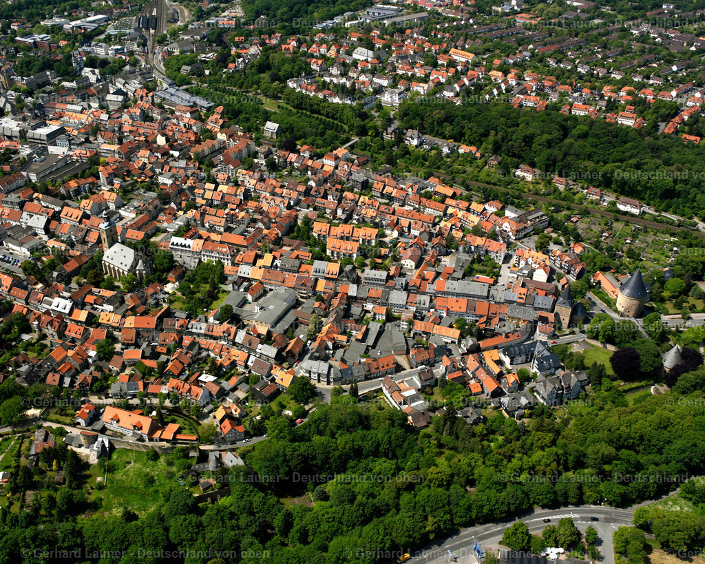2638377 | GOSLAR GEORGENBERG 09.06.2006 Stadtrand und Außenbezirks- Wohngebiete  in Georgenberg im Bundesland Niedersachsen, Deutschland // Outskirts residential  in Georgenberg in the state Lower Saxony, Germany Foto: Gerhard Launer