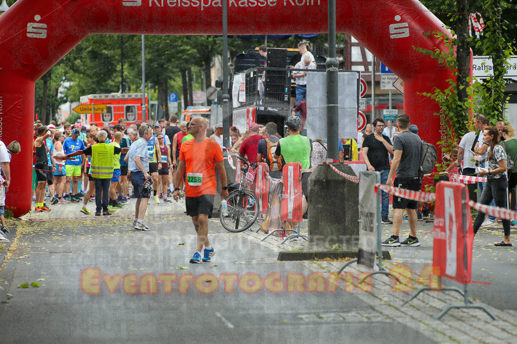 220625_1456_EX1_2756 | Sportfotografie im Rhein-Sieg Kreis, Köln, Bonn, NRW, Rheinland Pfalz, Hessen, etc. Unser Tätigkeitsfeld umfasst den Laufsport vom Volkslauf über den Marathon, Duathlon, Triathon bis zum Ultralauf wie Kölnpfad Ultra oder Schindertrail.