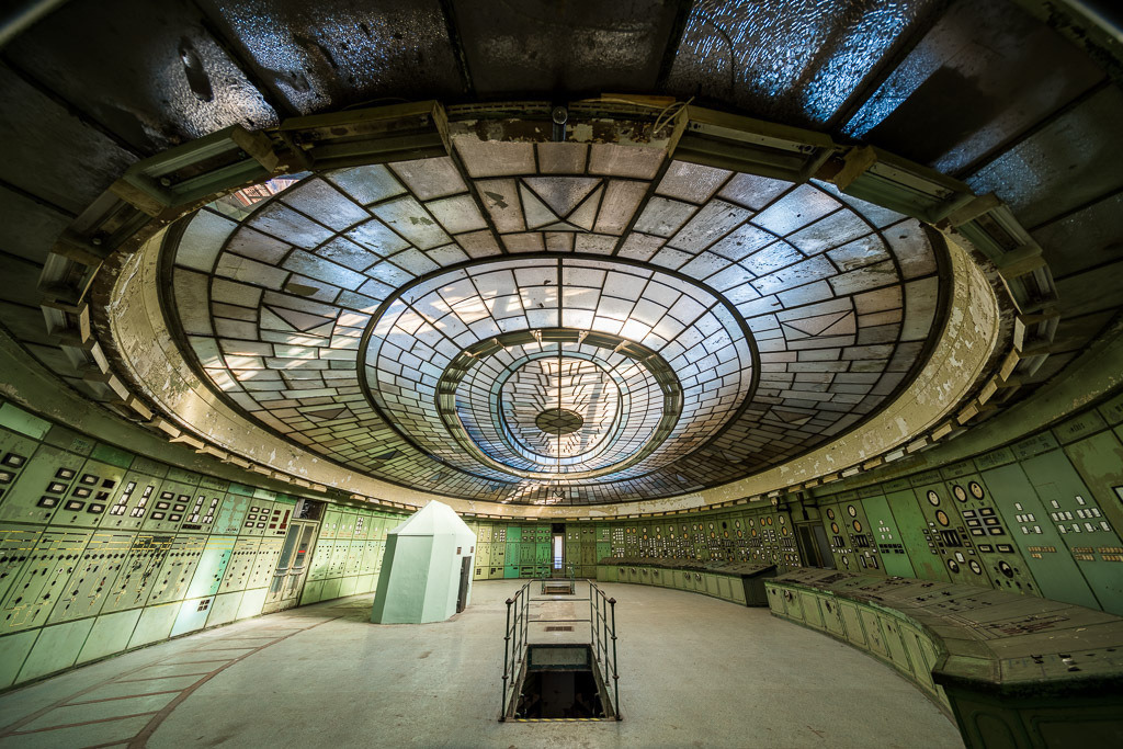 Kelenföld | Carismarkus, Fotografie, Lost Places, Urbex, Stilvoll, Akt, Nude, Fine Arts, Adventure, Beauty in decay - Realisiert mit Pictrs.com