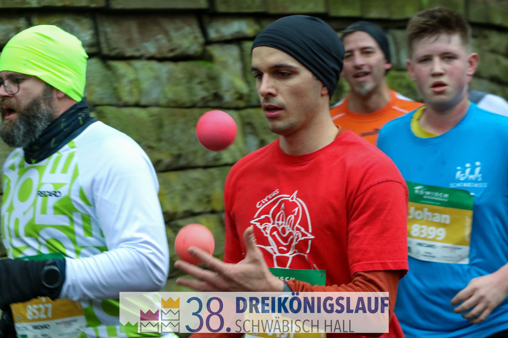 5km Roewisch Wohnbau Cup | 3 Koenigslauf 2024 5km Roewisch Wohnbau Cup - Realisiert mit Pictrs.com