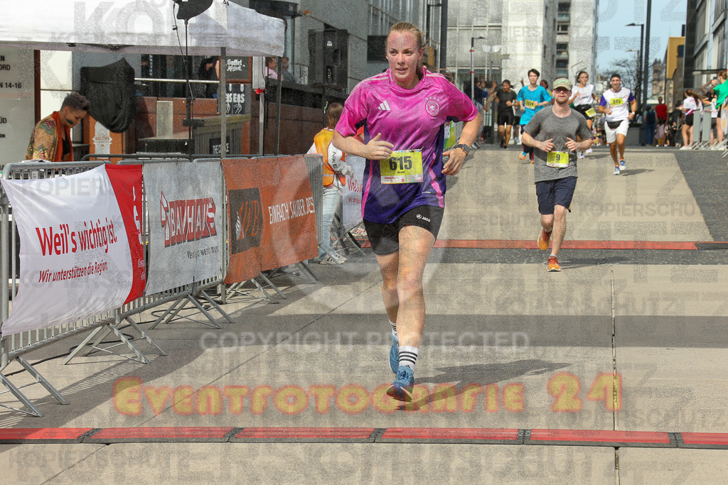 250920_1329_EX1_4997 | Sportfotografie im Rhein-Sieg Kreis, Köln, Bonn, NRW, Rheinland Pfalz, Hessen, etc. Unser Tätigkeitsfeld umfasst den Laufsport vom Volkslauf über den Marathon, Duathlon, Triathon bis zum Ultralauf wie Kölnpfad Ultra oder Schindertrail.