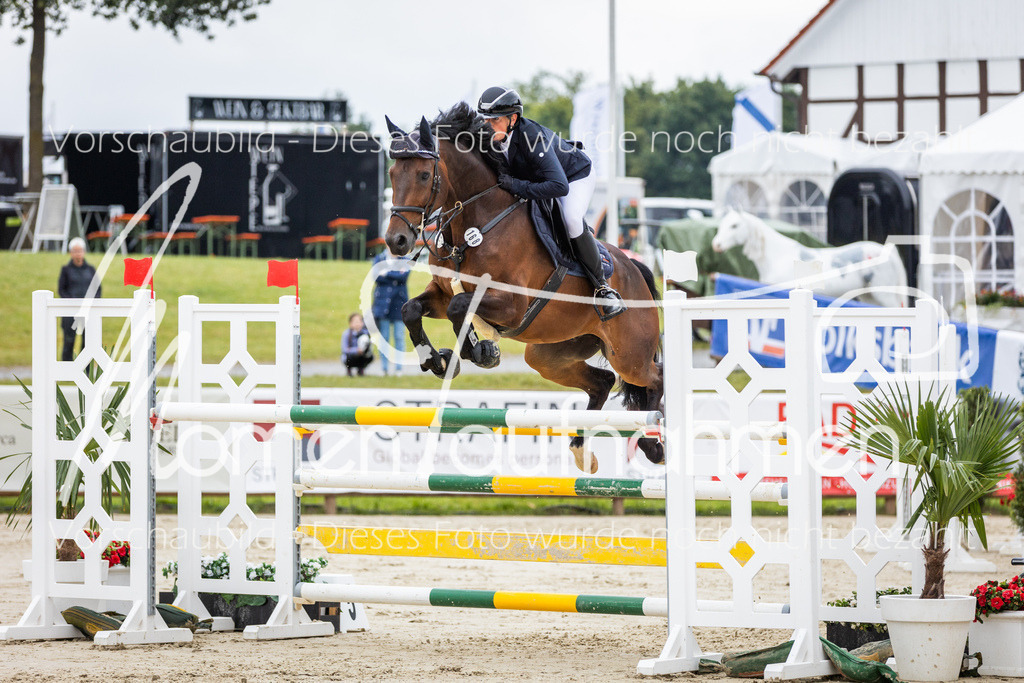 BHO-2PhSpr-M-125 | MomenTaufnahmen Pferdesportfotos