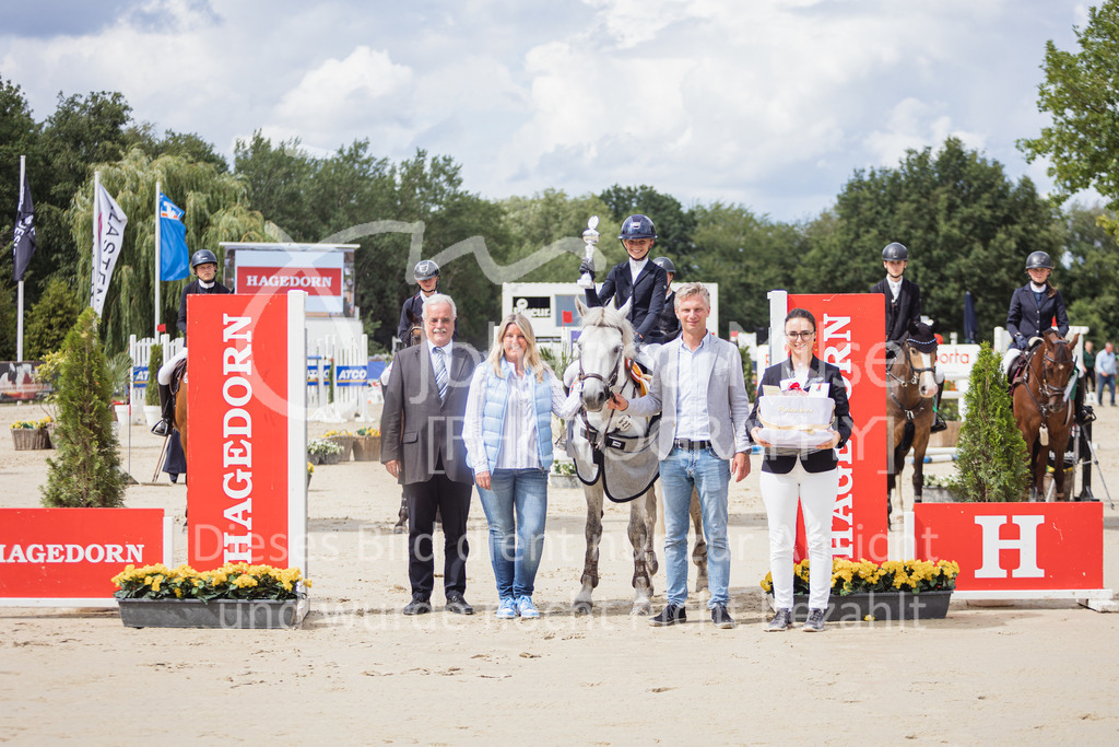 230729_BHO_PonyTrophy-626 | Deine schönsten Turniermomente als professionelle Fotos! Entdecke hochwertige Pferdesport-Fotografie im Online-Shop. Jetzt Fotos finden & bestellen!