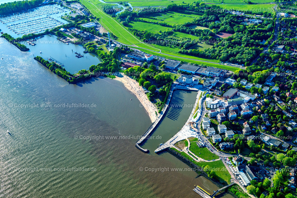 Hamburg_Wedel_Hafen_ELS_8633110525 | WEDEL 11.05.2025 Wedel im Bundesland Schleswig-Holstein, Willkommhöft Schiffsansage an der Elbe Deutschland. // Wedel in the state Schleswig-Holstein Willkommhoeft Schiffsansage, Germany. Foto: Martin Elsen