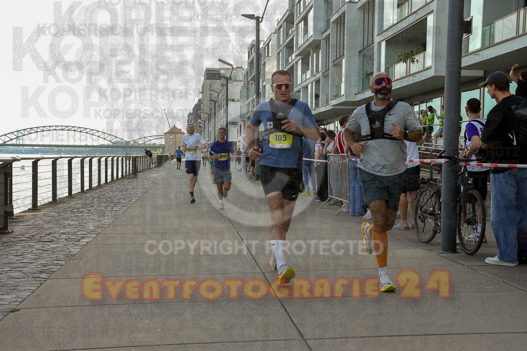 250920_1446_EX1_7472 | Sportfotografie im Rhein-Sieg Kreis, Köln, Bonn, NRW, Rheinland Pfalz, Hessen, etc. Unser Tätigkeitsfeld umfasst den Laufsport vom Volkslauf über den Marathon, Duathlon, Triathon bis zum Ultralauf wie Kölnpfad Ultra oder Schindertrail.
