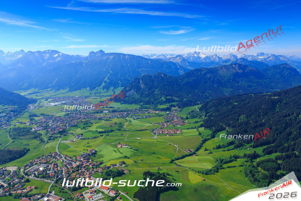 Luftbild von  Pfronten - Luftaufnahme wurde 2015 von https://frankenair.de mittels Flugzeug (keine Drohne) erstellt - die Geschenkidee