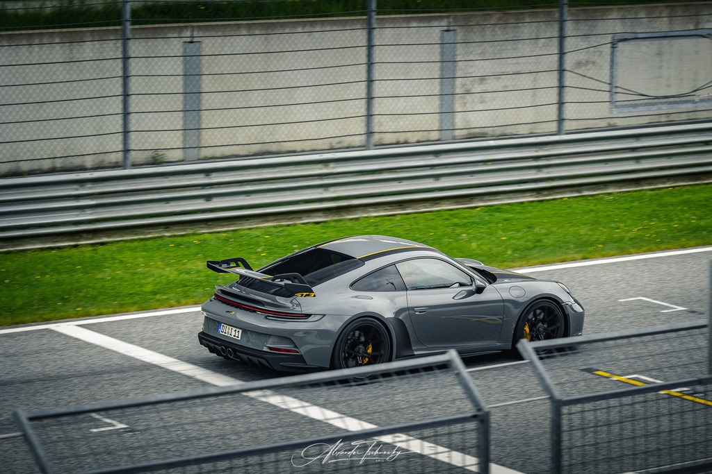 R6PZ0773 _Alexander Tschuncky | Entdecken Sie die faszinierende Welt von Alexander Tschuncky Arts: Kreative Fotografie, atemberaubende Automobilkunst und hochwertiger Bilderdruck. Lassen Sie sich inspirieren! - Realisiert mit Pictrs.com