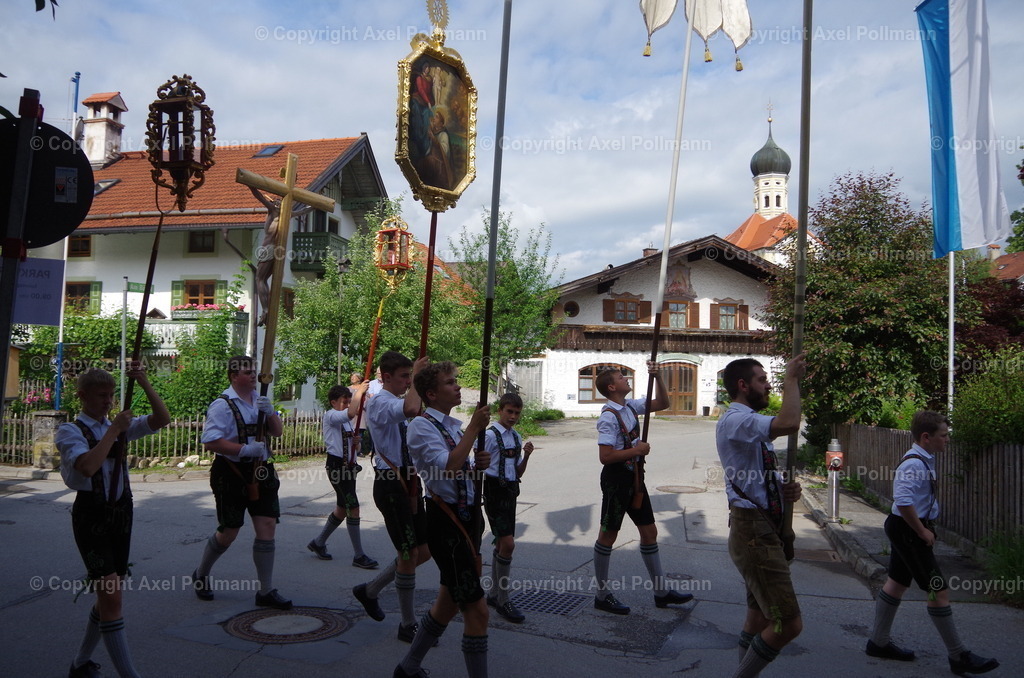 IMGP6350 | fotografiert von Axel PollmannLeonhardi Wallfahrt Benediktbeuern und Murnau, Fronleichnam, Fasching, Landschaft im Loisachtal und Benediktbeuern  - Realisiert mit Pictrs.com