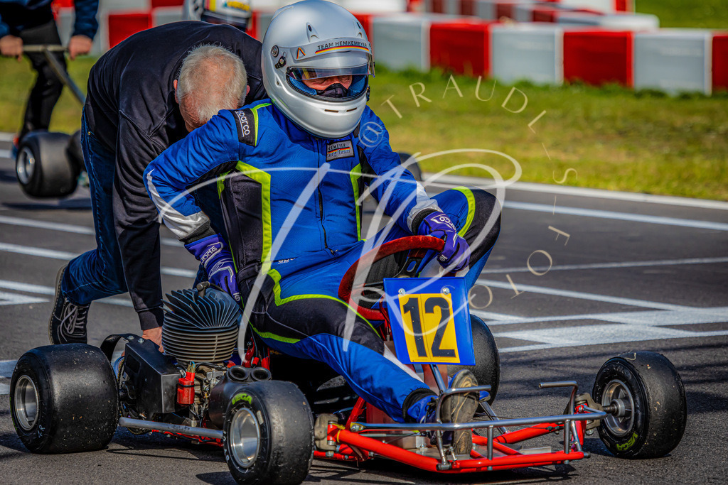 D9742201-15F3-426B-B05D-67DAE3FF2E4F | traudl_s_fotos