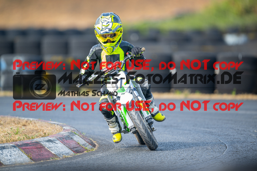MaZZes-Fotomatrix-20260816-617006 | ROOKIES