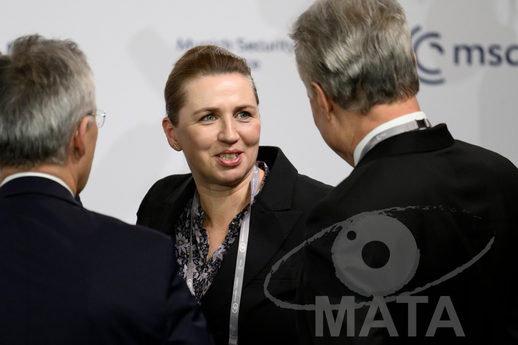 _DWA4251 | MATA IndoCon - Realisiert mit Pictrs.com