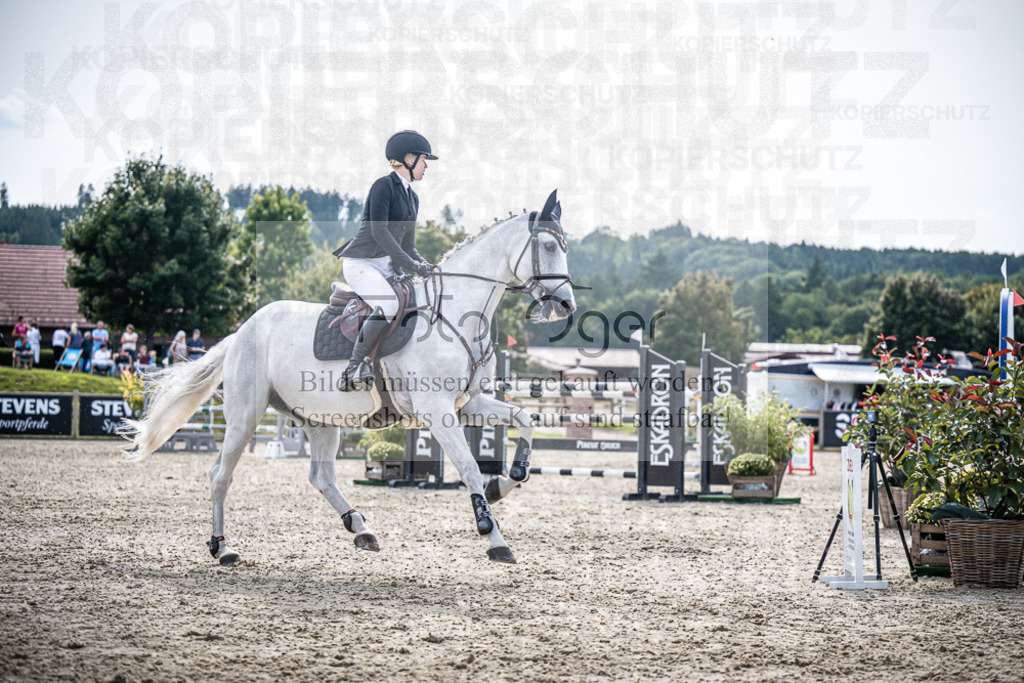 DOS_0467 | Entdecke hochwertige Reitturnierfotos von Foto Oger. Professionell, emotional und authentisch – jetzt Lieblingsmomente im Shop bestellen.Deutschlandweite Turnierfotografie. - Realisiert mit Pictrs.com