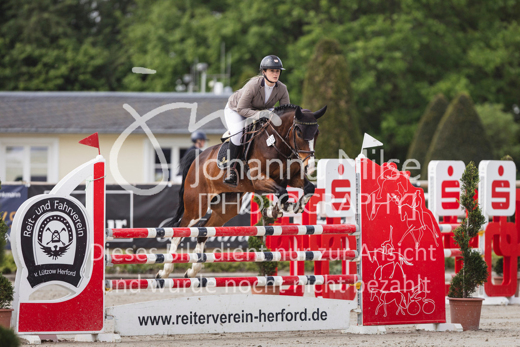 260510_PfSpTa_4_L-Stil-404 | Deine schönsten Turniermomente als professionelle Fotos! Entdecke hochwertige Pferdesport-Fotografie im Online-Shop. Jetzt Fotos finden & bestellen!