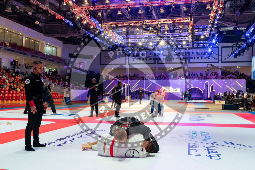 20231106PBB2555 | Fighters compete during the AJP World Master Championship in the Mubadala Arena in Abu Dhabi, Arab United Emirates, on November 6, 2023.