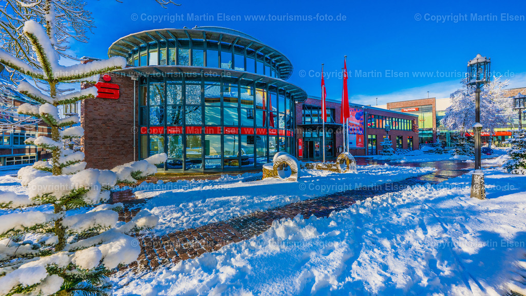 Stade Sparkasse Altstadt Winter Schnee_ELS_2224030126 | Fotos aus den Touristenorten aus Norddeutschland. - Realisiert mit Pictrs.com