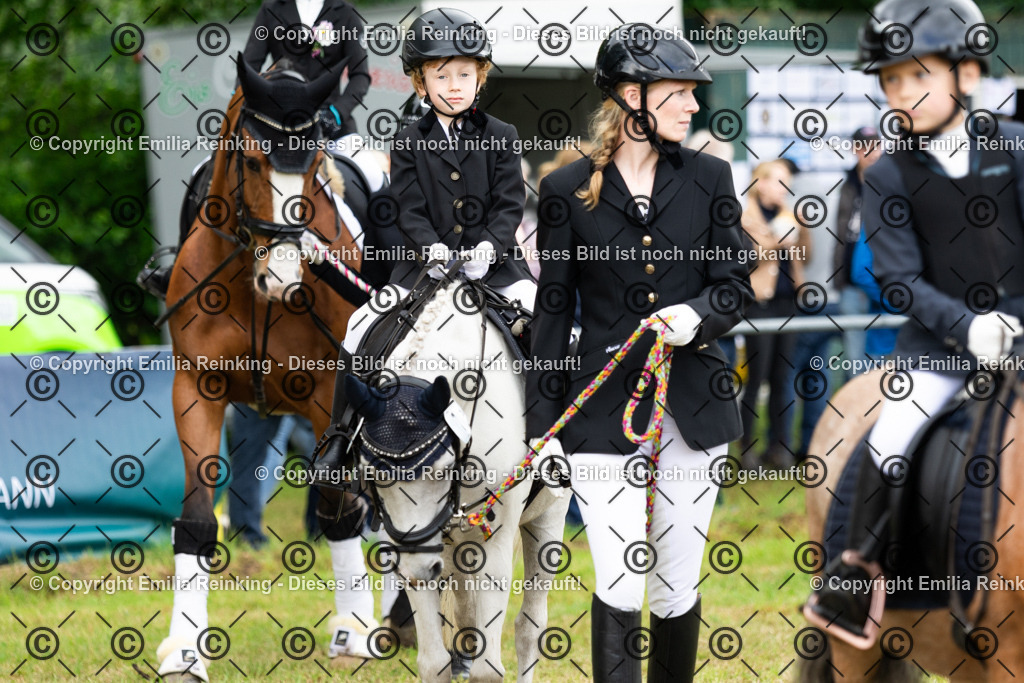 CL5A9248 | Emilia Reinking Fotografie - Realisiert mit Pictrs.com