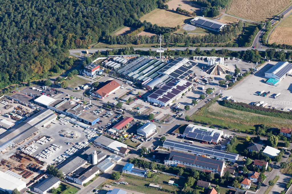 Luftbild: Gewerbegebiet und Firmenansiedlung im Ortsteil Friedrichstal in Stutensee im Bundesland Baden-Württemberg in Deutschland. Foto: IMG_093952.jpg vom 23.08.2016 durch Werner Riehm/FLY-FOTO.de
