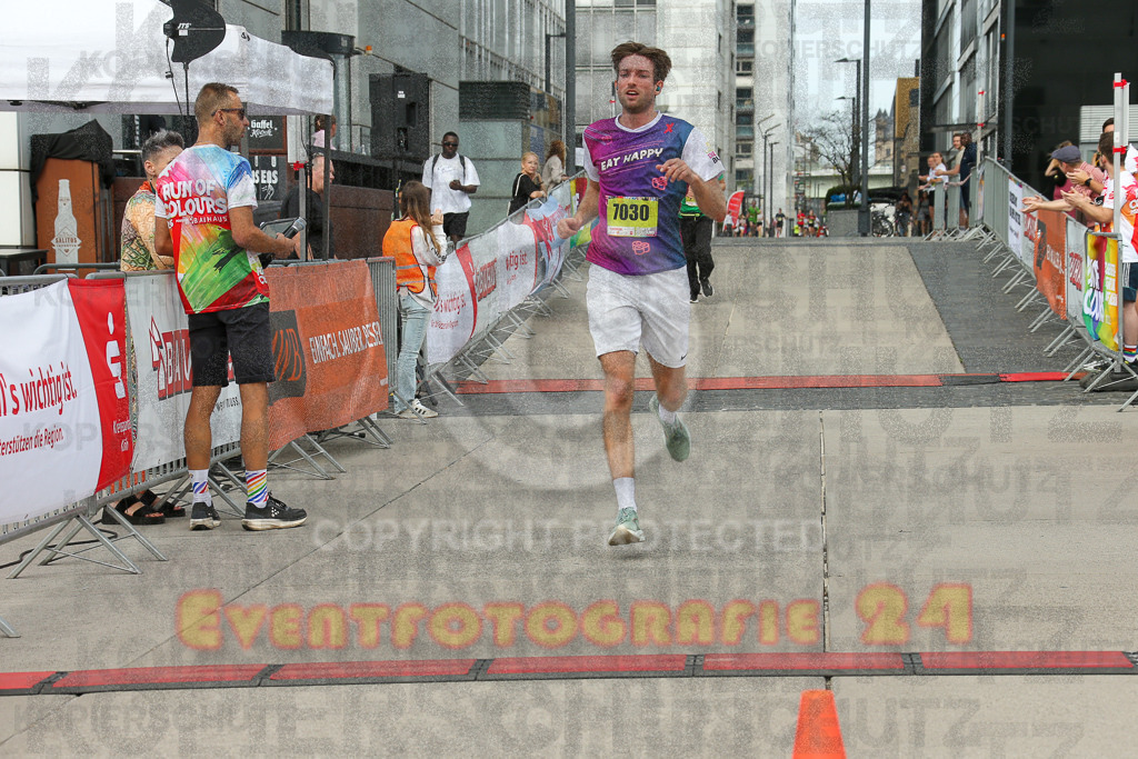 250920_1321_EX1_4136 | Sportfotografie im Rhein-Sieg Kreis, Köln, Bonn, NRW, Rheinland Pfalz, Hessen, etc. Unser Tätigkeitsfeld umfasst den Laufsport vom Volkslauf über den Marathon, Duathlon, Triathon bis zum Ultralauf wie Kölnpfad Ultra oder Schindertrail.